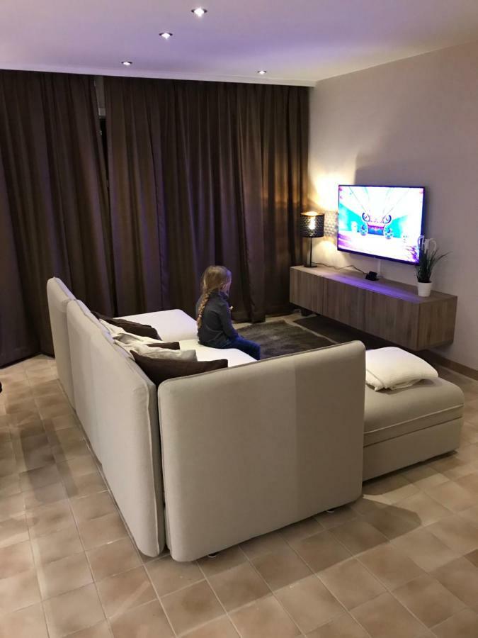 Marie-Alice Apartment นิวว์ปอร์ท ภายนอก รูปภาพ