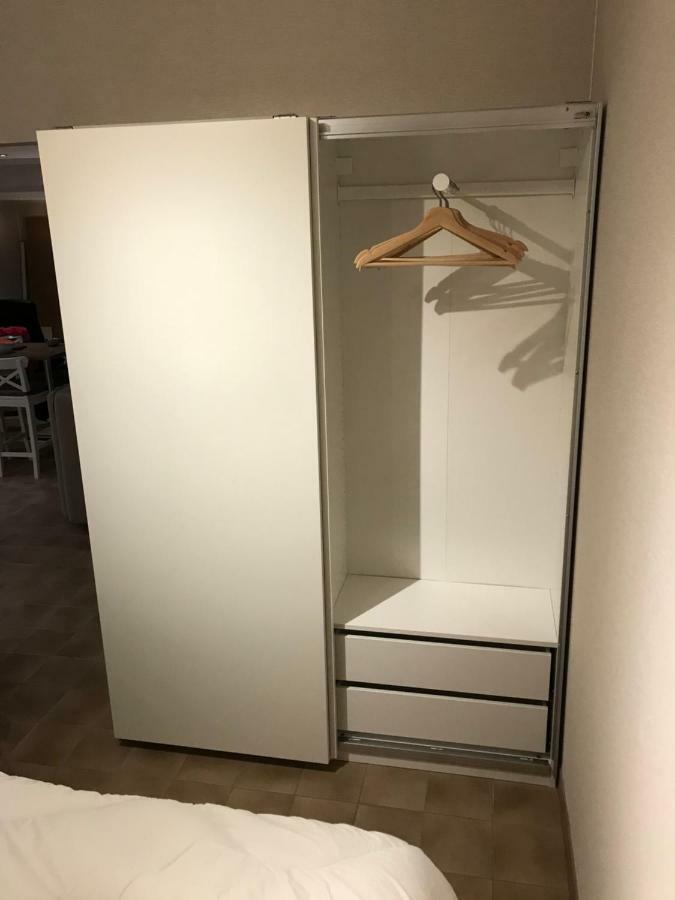 Marie-Alice Apartment นิวว์ปอร์ท ภายนอก รูปภาพ