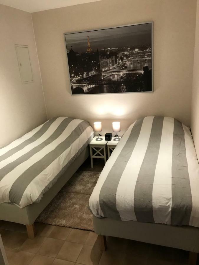 Marie-Alice Apartment นิวว์ปอร์ท ภายนอก รูปภาพ