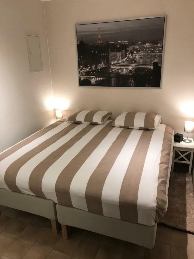 Marie-Alice Apartment นิวว์ปอร์ท ภายนอก รูปภาพ